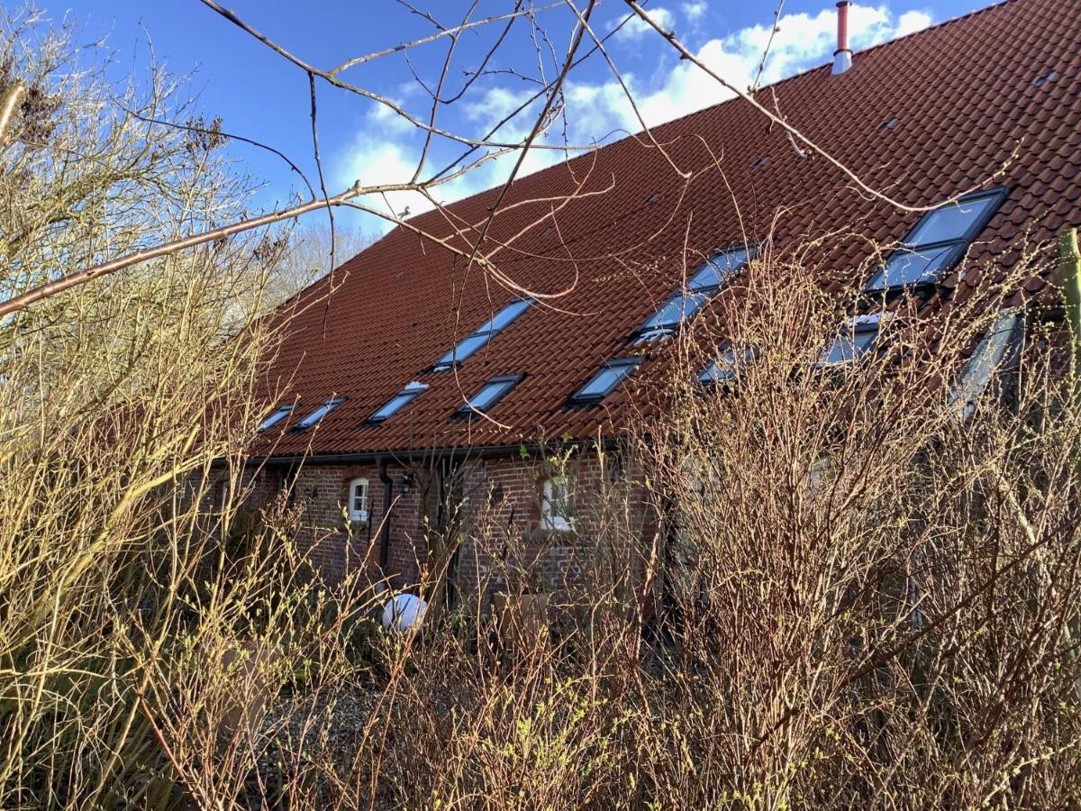 Ferienhof Spiegelhaus Krummhörn Exterior foto