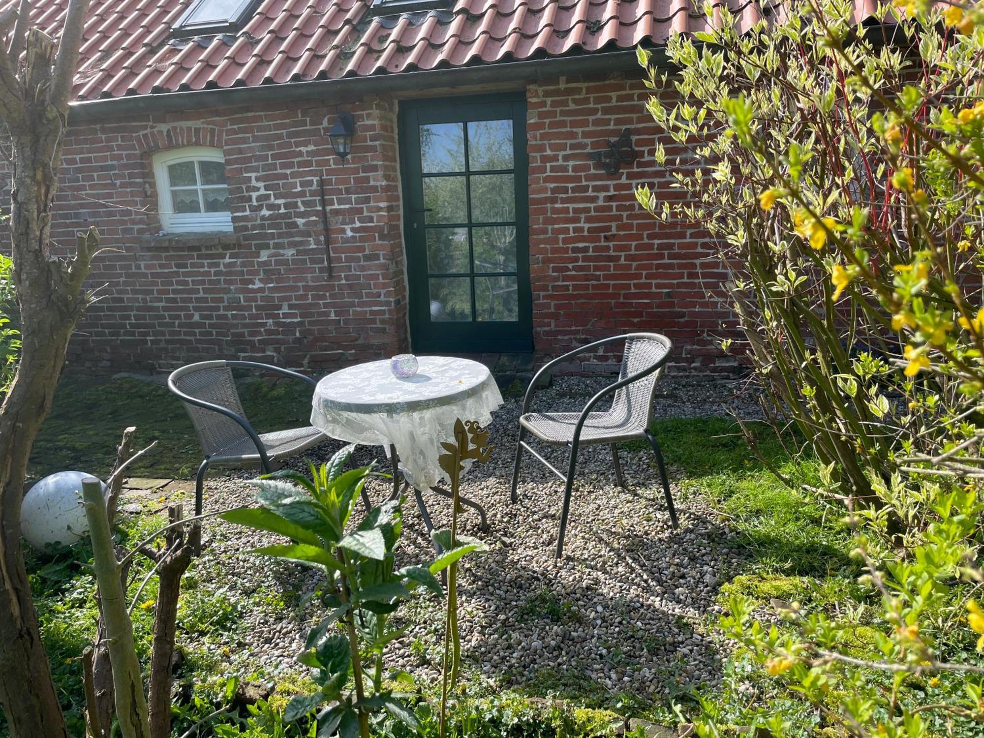 Ferienhof Spiegelhaus Krummhörn Exterior foto