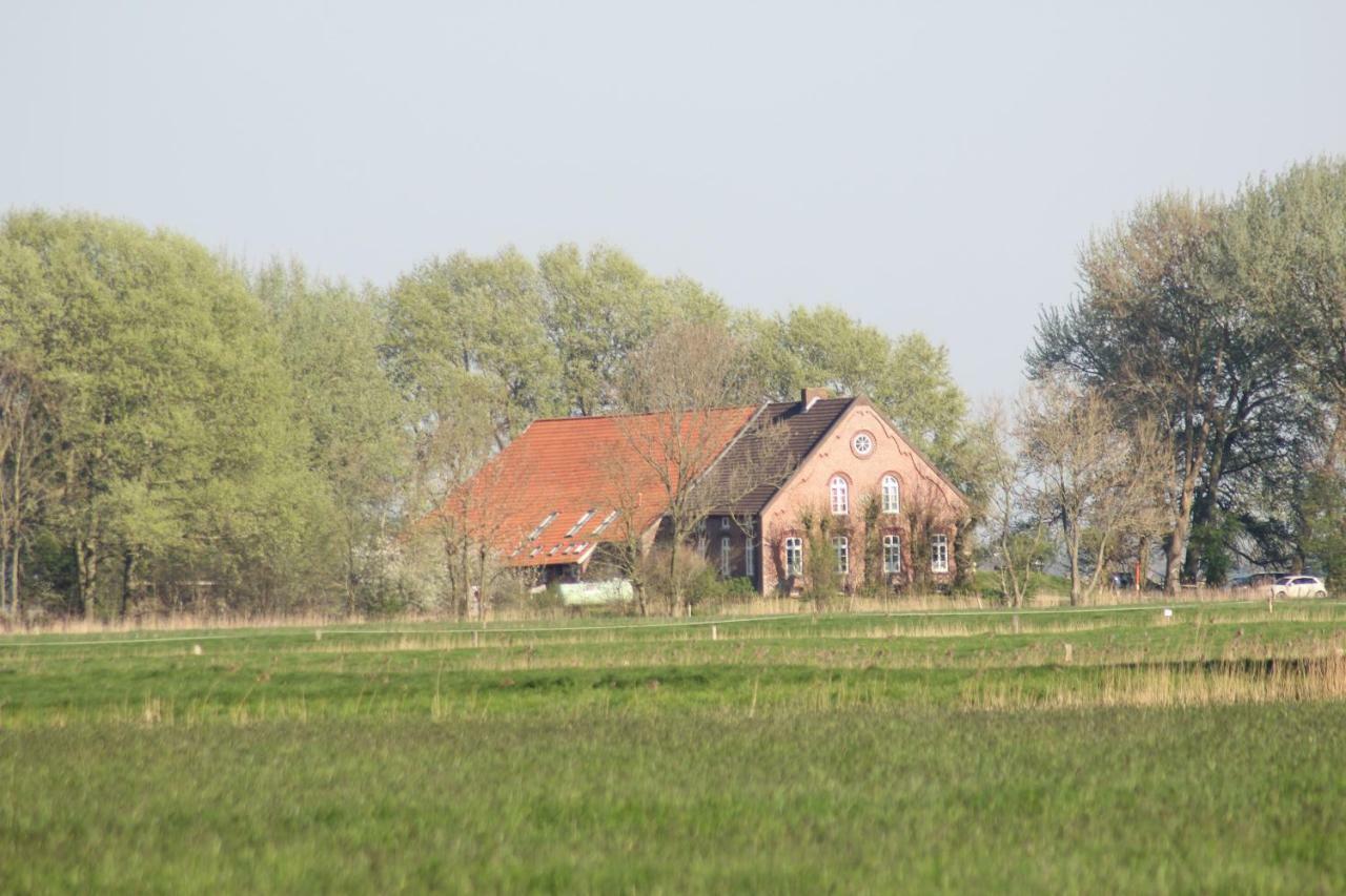 Ferienhof Spiegelhaus Krummhörn Exterior foto